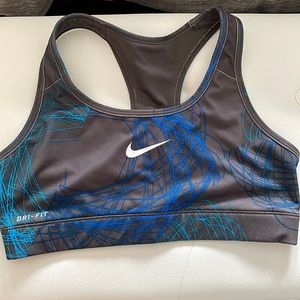 Nike Pro sports bra